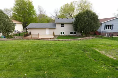 509 Meadow Run Drive SW, Rochester, MN 55902 - Photo 2