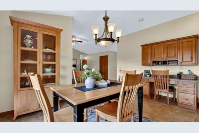 4409 Echo Valley Drive, Eau Claire, WI 54701 - Photo 10