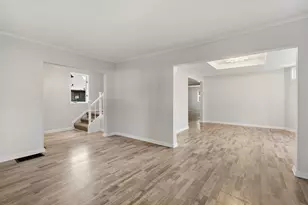 220 Sidney St E, Saint Paul, MN 55107 - Photo 10