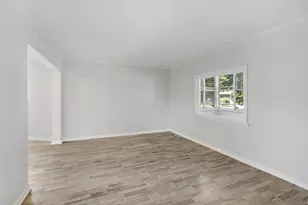 220 Sidney St E, Saint Paul, MN 55107 - Photo 8