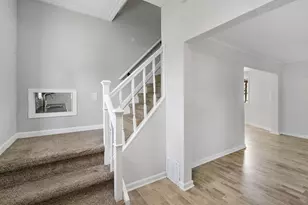 220 Sidney St E, Saint Paul, MN 55107 - Photo 2