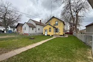 209 W Howard Ave, Keewatin, MN 55753 - Photo 6