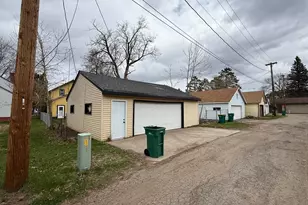 209 W Howard Ave, Keewatin, MN 55753 - Photo 16