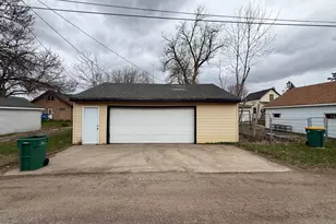 209 W Howard Ave, Keewatin, MN 55753 - Photo 14