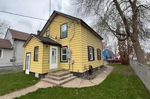 209 W Howard Ave, Keewatin, MN 55753 - Photo 4