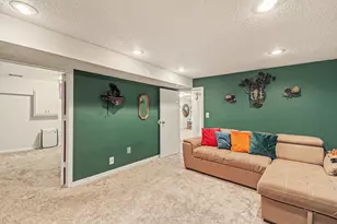 10572 7th St NE, Blaine, MN 55434 - Photo 20