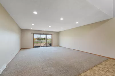94 Prairiewood Drive S #D, Fargo,  58103 - Photo 10