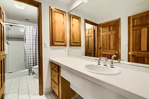 7170 Kenmare Dr, Bloomington, MN 55438 - Photo 48