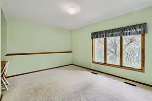 7170 Kenmare Dr, Bloomington, MN 55438 - Photo 46