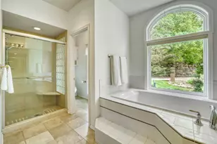 7170 Kenmare Dr, Bloomington, MN 55438 - Photo 32