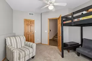 4985 Pine Ln, Eagan, MN 55123 - Photo 44