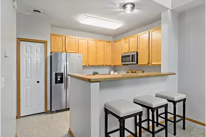 15382 Founders Lane #804, Apple Valley, MN 55124 - Photo 10