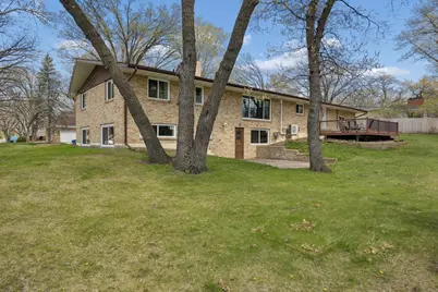 2002 Hillcrest Drive, Saint Cloud, MN 56303 - Photo 26