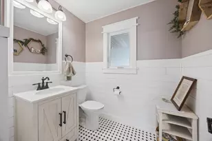 2002 Hillcrest Dr, Saint Cloud, MN 56303 - Photo 14