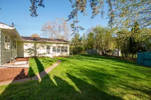 933 Edgewater Ave, Shoreview, MN 55126 - Photo 24