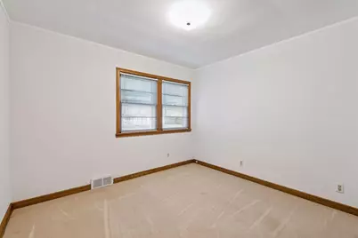 933 Edgewater Avenue, Shoreview, MN 55126 - Photo 14