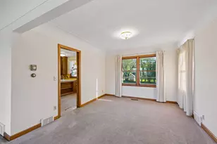 933 Edgewater Ave, Shoreview, MN 55126 - Photo 6