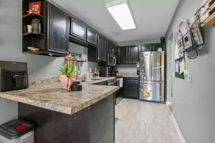 1812 E 123rd St, Burnsville, MN 55337 - Photo 16