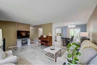 6676 Sandlewood Road, Woodbury, MN 55125 - Photo 8