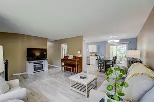 6676 Sandlewood Rd, Woodbury, MN 55125 - Photo 8