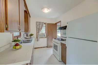 6024 Camden Avenue N, Brooklyn Center, MN 55430 - Photo 12