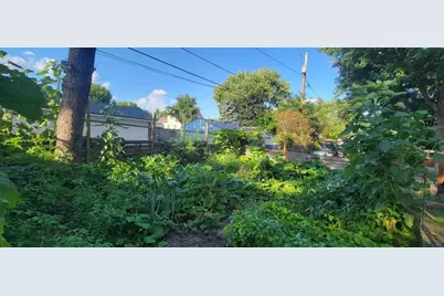 1805 Case Avenue E, Saint Paul, MN 55119 - Photo 12