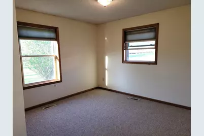 916 McDermott Avenue, Kandiyohi, MN 56251 - Photo 16