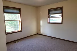 916 McDermott Ave, Kandiyohi, MN 56251 - Photo 16