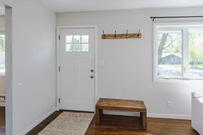 10016 Pillsbury Avenue S, Bloomington, MN 55420 - Photo 4