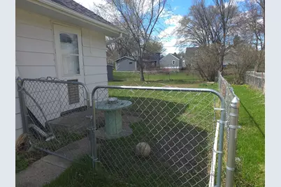 512 State Street W, Detroit Lakes, MN 56501 - Photo 14