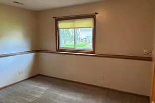 7130 Jocelyn Bay S, Cottage Grove, MN 55016 - Photo 12