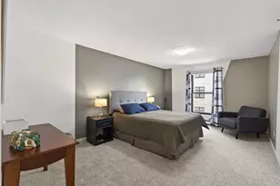 50 Groveland Terrace, Minneapolis, MN 55403 - Photo 24