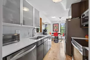 50 Groveland Terrace, Minneapolis, MN 55403 - Photo 18