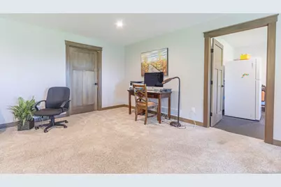 2739 Highclere Drive, Eau Claire, WI 54703 - Photo 28