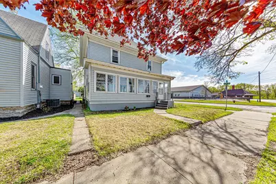 727 2nd Street NW, Faribault, MN 55021 - Photo 2