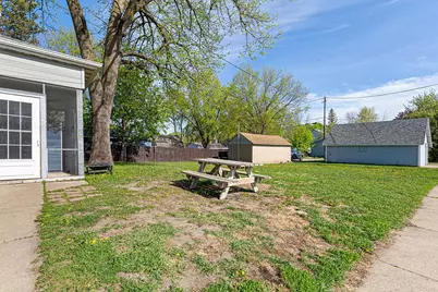 727 2nd Street NW, Faribault, MN 55021 - Photo 6