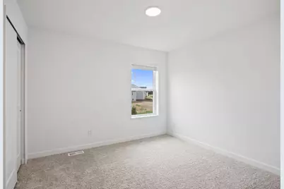 10860 Henslowe Avenue S, Cottage Grove, MN 55016 - Photo 10