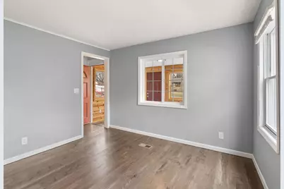 610 6th Avenue S, Hopkins, MN 55343 - Photo 8