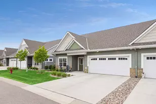 116 Vista Way, Waconia, MN 55387 - Photo 2