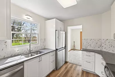 8143 Curtis Lane, Eden Prairie, MN 55347 - Photo 14