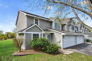 8143 Curtis Ln, Eden Prairie, MN 55347 - Photo 2