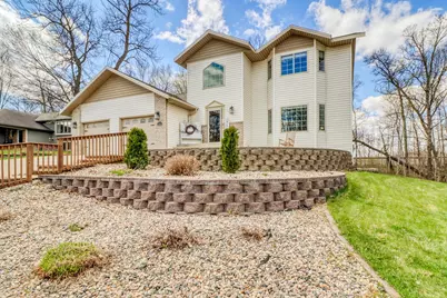 1044 Villa Lane, Detroit Lakes, MN 56501 - Photo 2