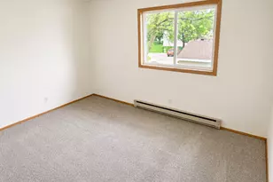 507 Division St N, Clara City, MN 56222 - Photo 8