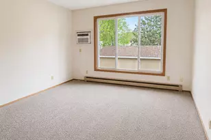 507 Division St N, Clara City, MN 56222 - Photo 2