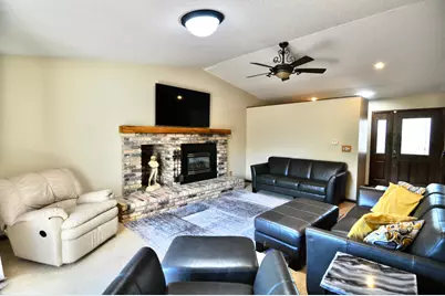 1361 Rosemary Court, Hastings, MN 55033 - Photo 4