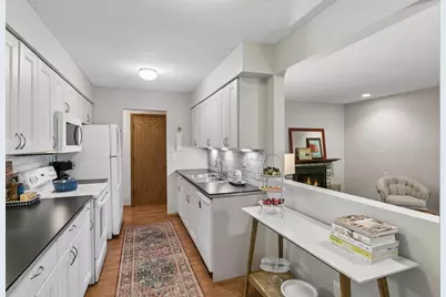 2710 Dale Street N #B107, Roseville, MN 55113 - Photo 4