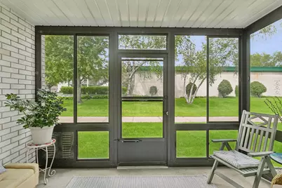 2710 Dale Street N #B107, Roseville, MN 55113 - Photo 8
