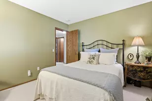 7990 Island Rd, Eden Prairie, MN 55347 - Photo 28