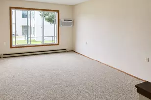 507 Division St N, Clara City, MN 56222 - Photo 1