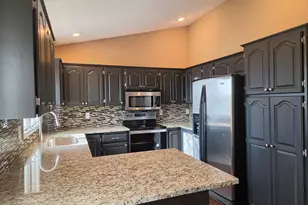 707 W Welco Dr, Montgomery, MN 56069 - Photo 4